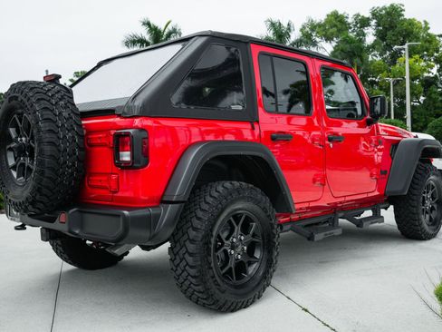 Used 2024 Jeep Wrangler Willys image 28