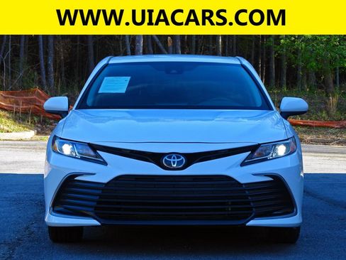 Used 2022 Toyota Camry LE image 4