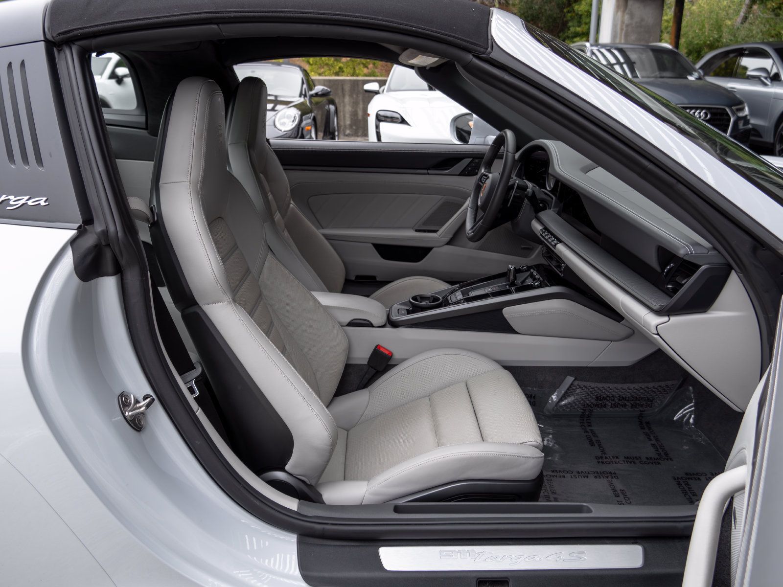 Certified 2024 Porsche 911 Targa 4S AWD/4WD image 53