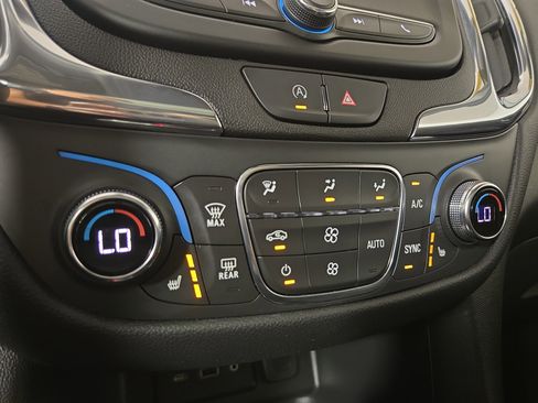 Certified 2023 Chevrolet Equinox LT image 27