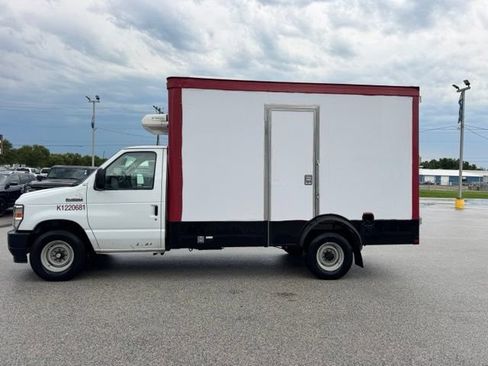 Used 2023 Ford E-350 and Econoline 350 Super Duty w/ Power Windows & Locks Group RWD image 2