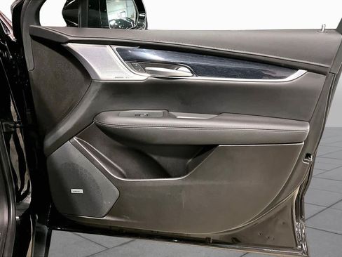 Used 2025 Cadillac XT5 Premium Luxury AWD/4WD image 23