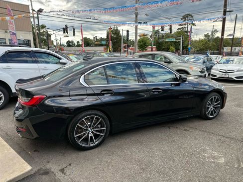 Used 2021 BMW 330i xDrive Sedan w/ Convenience Package image 4