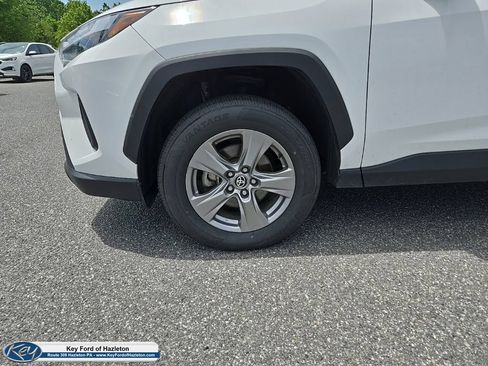 Used 2024 Toyota RAV4 XLE w/ Weather Package AWD/4WD image 4