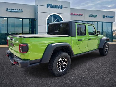 Used 2025 Jeep Gladiator Rubicon w/ Safety Group AWD/4WD image 2