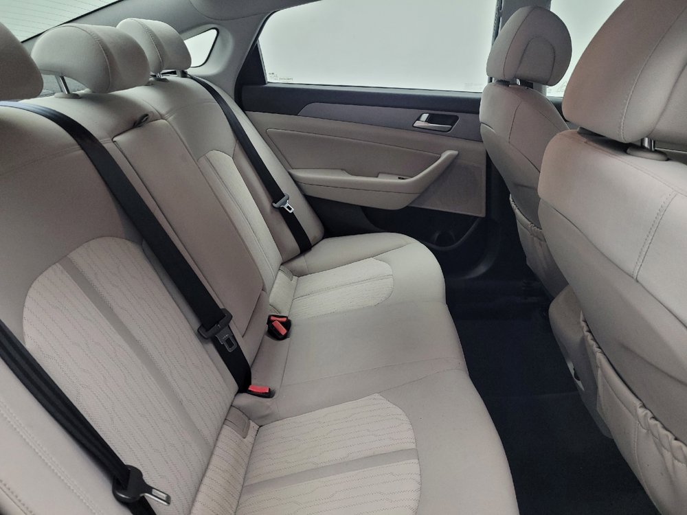 Used 2016 Hyundai Sonata SE FWD image 19