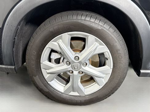 Used 2023 Honda HR-V LX image 38