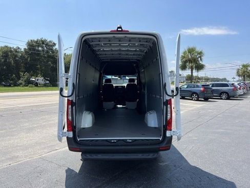 New 2023 Mercedes-Benz Sprinter 2500 image 5