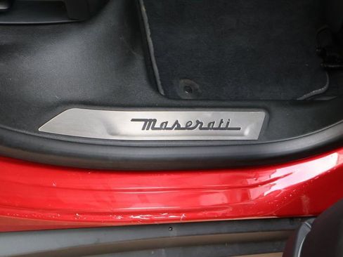 Used 2020 Maserati Levante GranLusso image 15