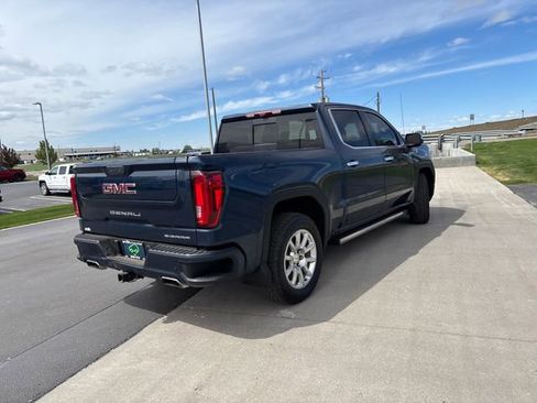 Certified 2020 GMC Sierra 1500 Denali w/ Denali Ultimate Package AWD/4WD image 4