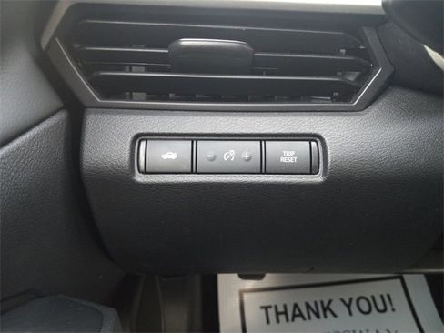 Used 2024 Nissan Altima 2.5 SV image 22