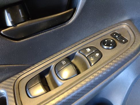 Used 2021 Nissan Versa S image 27