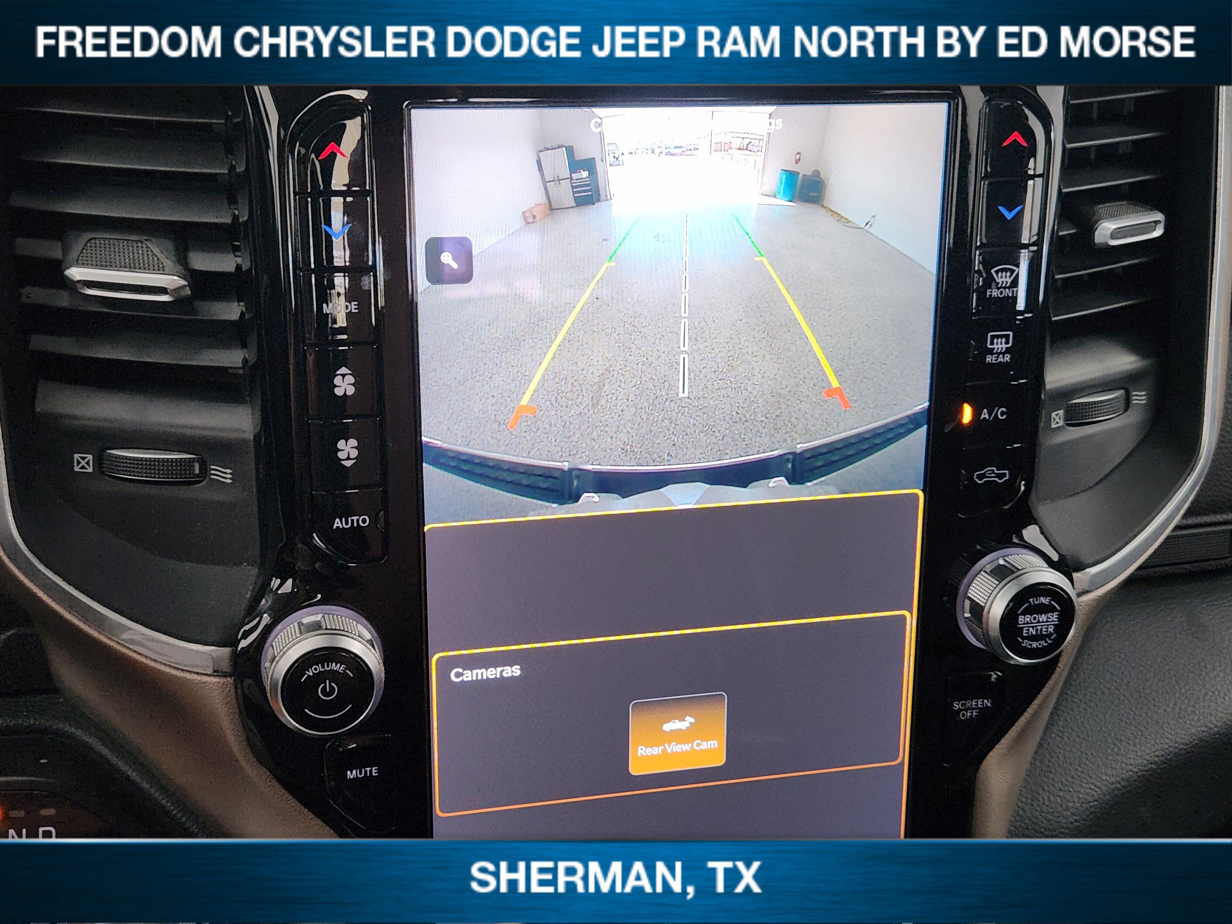 Used 2022 RAM 1500 Laramie AWD/4WD image 12