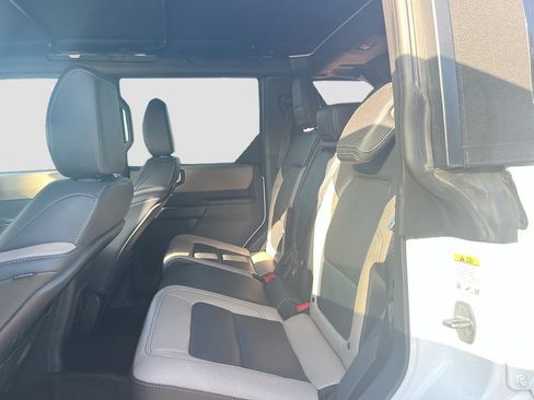 Used 2024 Ford Bronco Big Bend AWD/4WD image 24