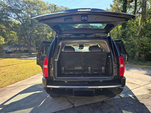 Used 2013 Chevrolet Tahoe LTZ image 38