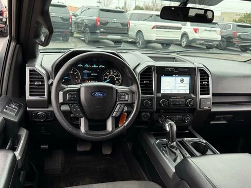 Used 2016 Ford F150 XLT w/ Equipment Group 302A Luxury image 5
