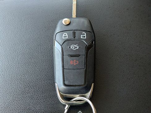 Used 2021 Ford Explorer 2WD image 37