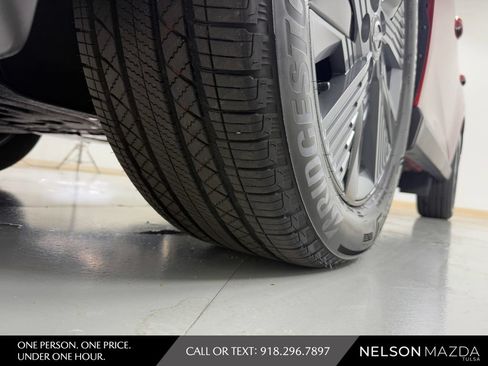 Used 2025 Nissan Murano SL AWD/4WD image 9