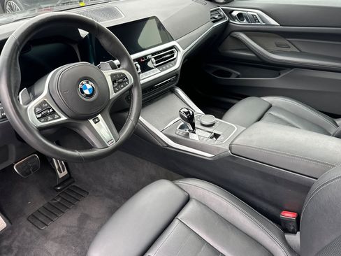 Used 2023 BMW M440i Coupe w/ Premium Package RWD image 9