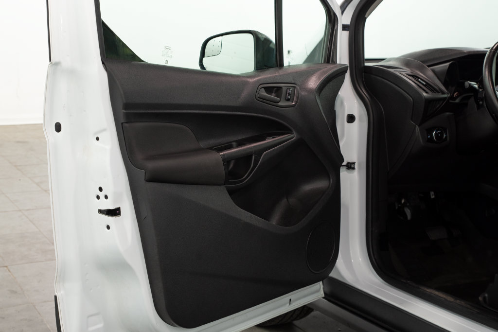 Used 2016 Ford Transit Connect XL FWD image 5