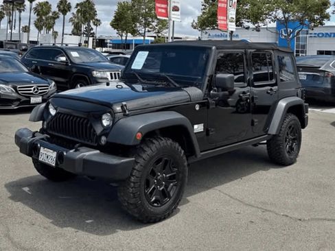 Used 2017 Jeep Wrangler Unlimited Sport AWD/4WD image 2