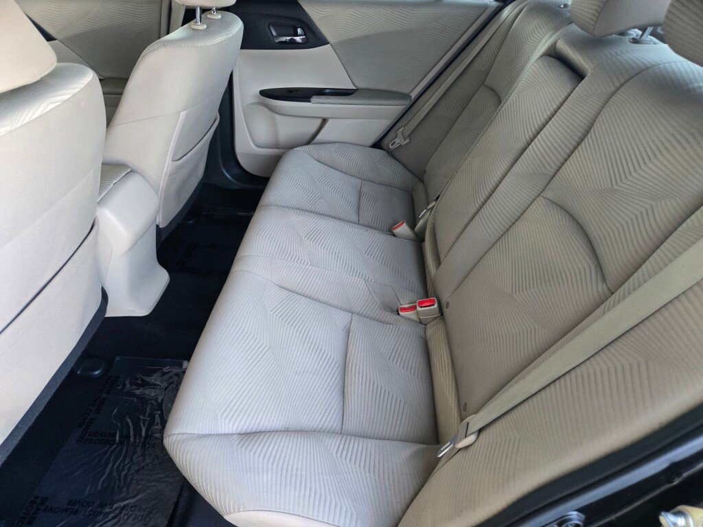 Used 2016 Honda Accord LX image 15