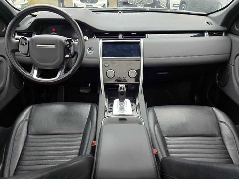 Used 2020 Land Rover Discovery Sport SE image 18