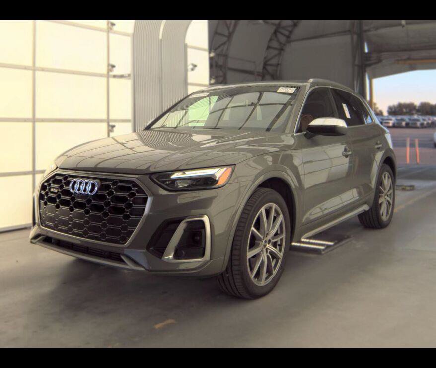 Used 2023 Audi SQ5 Premium Plus w/ Premium Plus Package AWD/4WD image 8