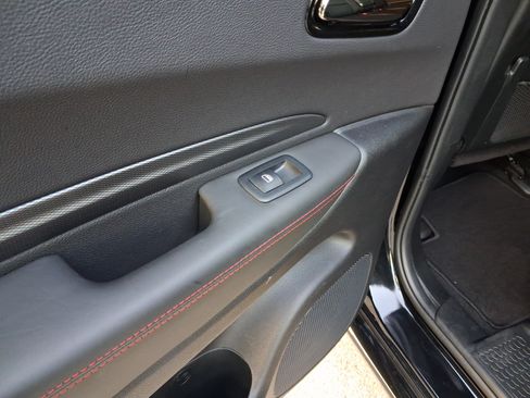 Used 2024 Dodge Durango R/T RWD image 10