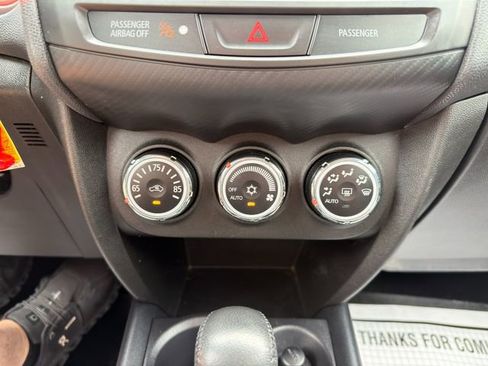 Used 2017 Mitsubishi Outlander Sport ES FWD image 19