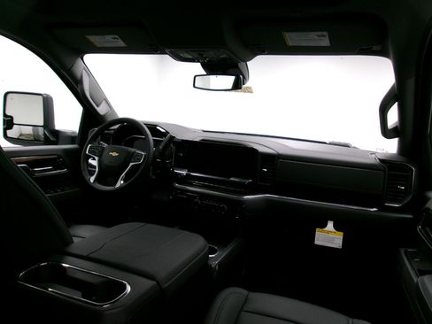 New 2026 Chevrolet Silverado 3500 LT w/ All Star Edition image 3