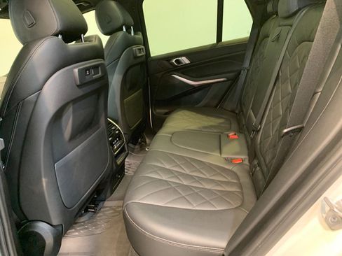 Used 2023 BMW X5 xDrive40i w/ M Sport Package AWD/4WD image 60