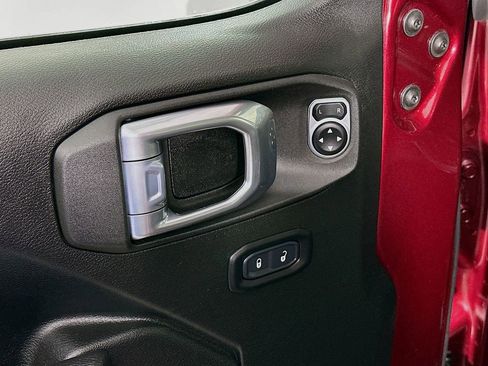 Certified 2022 Jeep Wrangler Unlimited Sport image 28