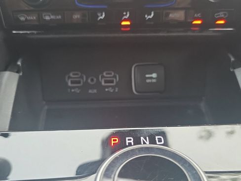 Used 2024 Jeep Grand Cherokee L Laredo RWD image 31
