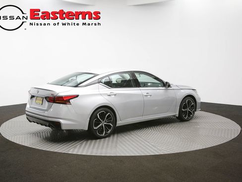 Used 2023 Nissan Altima 2.5 SR FWD image 37