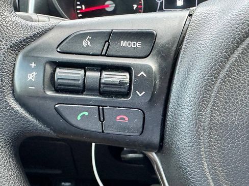 Used 2016 Kia Sorento L FWD image 19