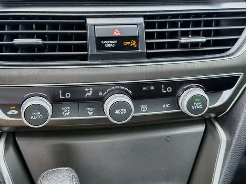Used 2021 Honda Accord LX image 31