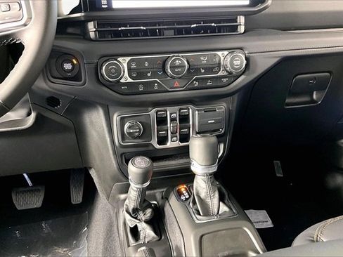 New 2026 Jeep Wrangler Sahara image 7