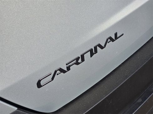 New 2026 Kia Carnival SX Prestige image 7