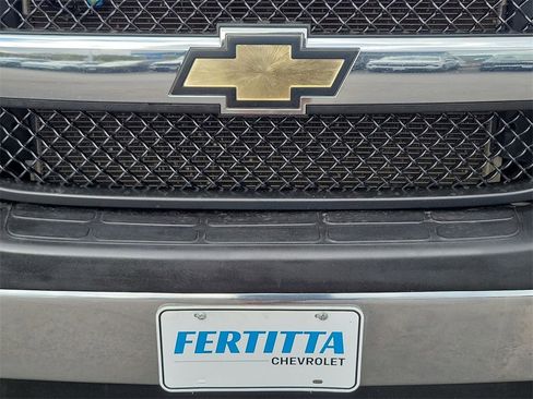 Certified 2021 Chevrolet Express 2500 w/ Driver Convenience Package image 28