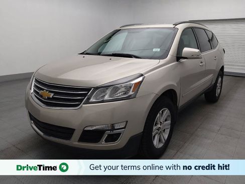 Used 2017 Chevrolet Traverse LT w/ Style and Technology Package FWD image 1