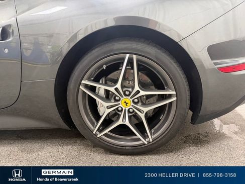 Used 2015 Ferrari California T RWD image 14