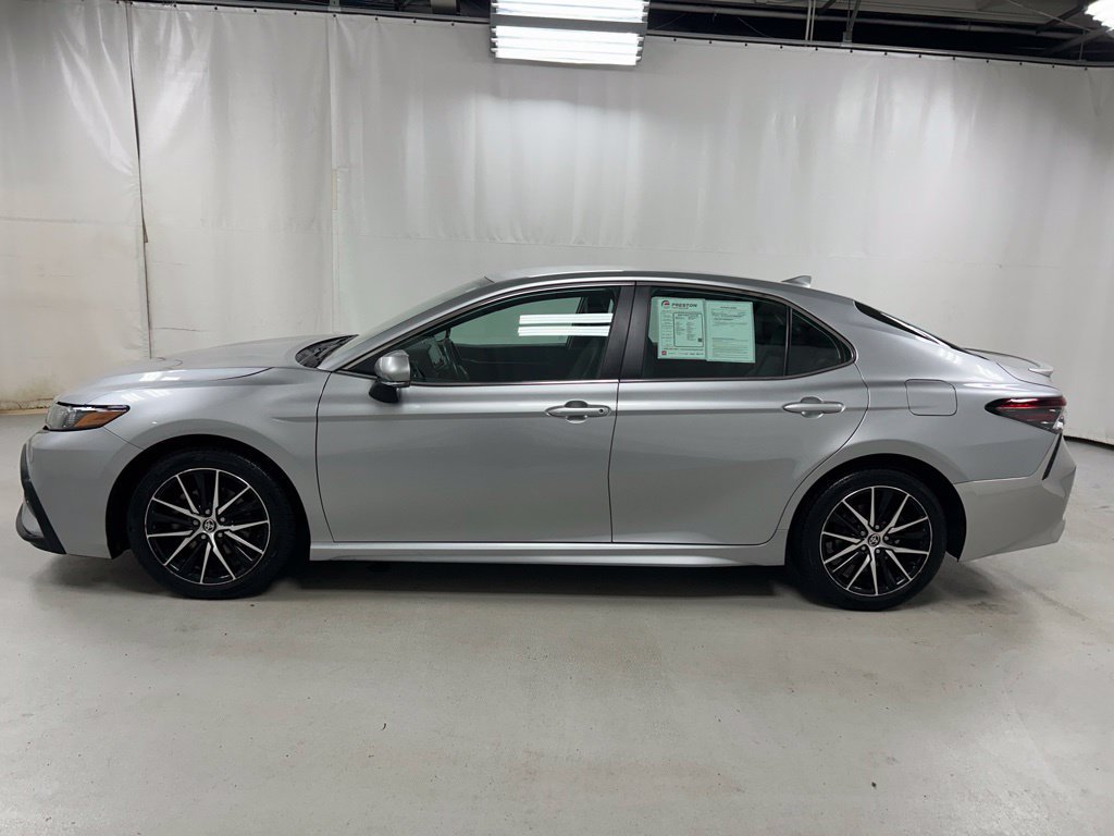 Certified 2024 Toyota Camry SE w/ Convenience Package FWD image 8