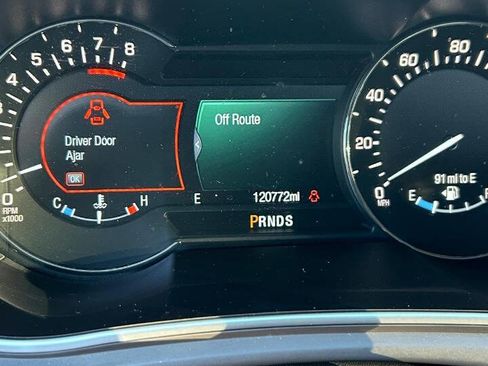 Used 2017 Lincoln MKX Select w/ Select Plus Package image 9