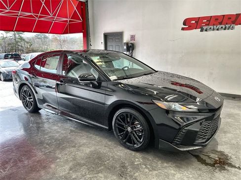 New 2026 Toyota Camry SE image 11