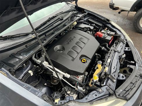 Used 2016 Toyota Corolla S image 32