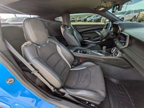 Used 2022 Chevrolet Camaro SS image 32