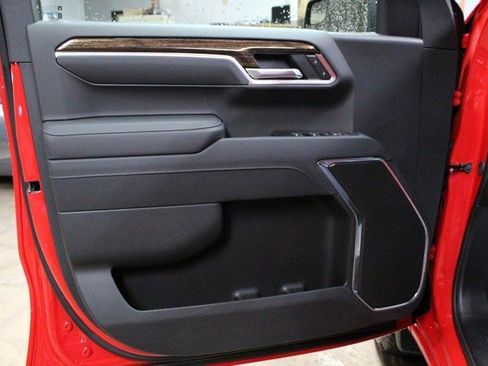 New 2026 GMC Sierra 1500 Elevation image 15