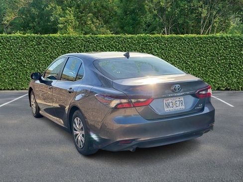 Used 2024 Toyota Camry LE image 4