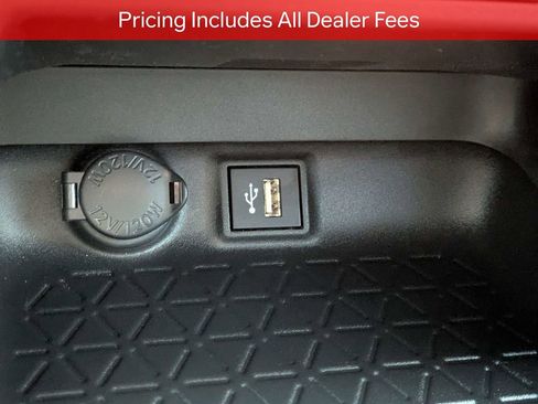 Certified 2025 Toyota RAV4 XLE w/ Convenience Package AWD/4WD image 24